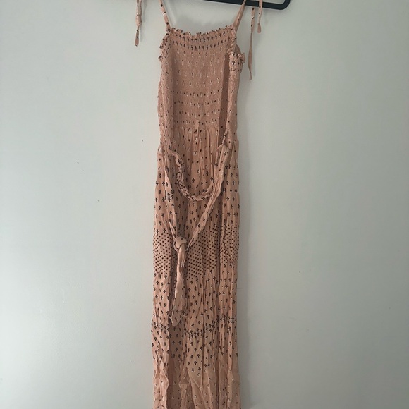Faithful the Brand by Anthropology Peach Floral Bohemian Jumpsuit size 2 - Picture 3 of 5